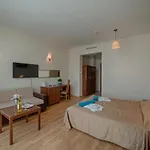 Berlin Golden & Golden Sands