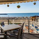 Hotel Berlin Golden & 4*