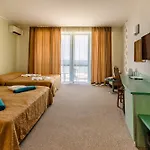 Berlin Golden & 4* Golden Sands