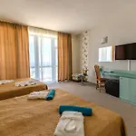 Berlin Golden & Hotel Golden Sands