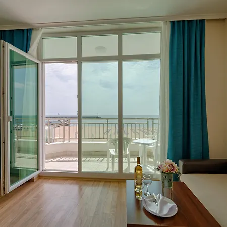 Berlin Golden - Inclusive&beach Hotel