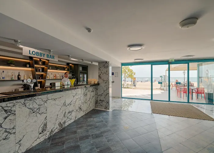 Berlin Golden 4* Zlate písky