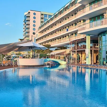 Berlin Golden & 4* Golden Sands