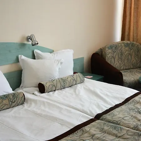 Hotel Berlin Golden & 4*