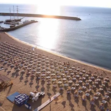Berlin Golden & 4* Golden Sands